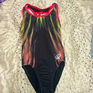 Simone Biles GK Elite collab Children’s medium gymnastic leotard!!